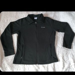 Columbia sweater